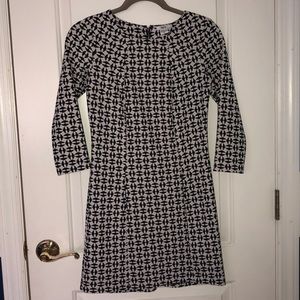Quarter sleeve dress